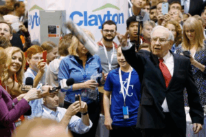 LEE ENTERPRISES TO ACQUIRE WARREN BUFFETT’S NEWSPAPERS, DOUBLE AUDIENCE