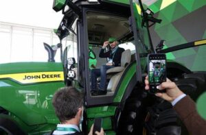 DEERE ANNOUNCES PLAN TO LAY OFF MORE WORKERS IN JANUARY