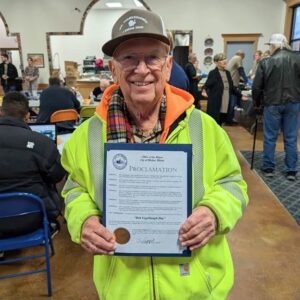 MOLINE HONORS MR THANKSGIVING