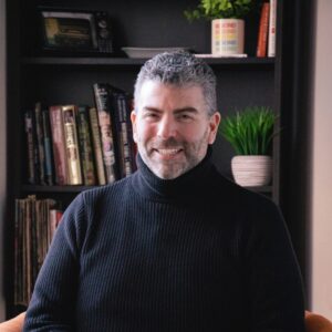 STEVE AHRENS NAMED NEW EXEC DIR OF DAVENPORT SCHOOLS FOUNDATION