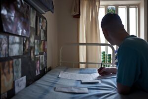 CAN SCOTT CTY SAVE $1.3M AND BILLET ITS PRISONERS WHEREVER IT PLEASES?