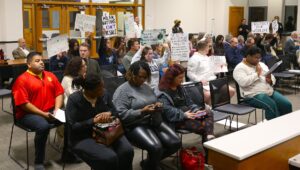 ROCK ISLAND CITY COUNCIL AGREES TO PROCEED W NOT ALLOWING MAYORAL VETO OF SOCIAL-SERVICES ORDINANCE