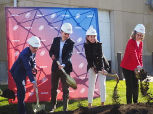 Gov Kim Reynolds, Iowa State U Pres Wendy Wintersteen join BioMADE groundbreaking ceremony