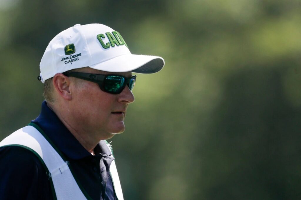 DEERE CEO SELLS $5.5M IN STOCK AHEAD OF Q4 RESULTS REPORT: IT’S KISMET