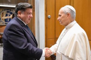 Gov JB Pritzker discusses immigration crackdown w Pope Leo XIV in Rome