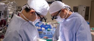 Genesis surgeon completes first of its kind heart surgery in Iowa