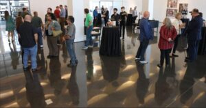 DAVENPORT NAMES FIVE FINALISTS FOR CITY ADMIN