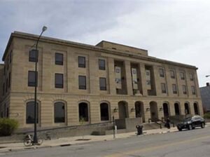 Waterloo Public Library offering free professional photos