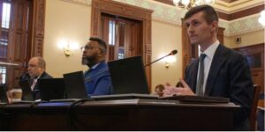 Lawmakers take step to incentivize Bears to stay in Illinois