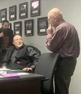 Woodford Cty ends mailing of meeting packets to board members