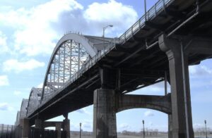 Centennial Bridge meeting will be 05/20 in Rock Island