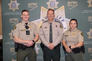 Scott Cty Sheriff’s Office swears in two new deputies