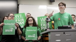 In third week of Illinois State U strike, university motions to dismiss alleged statutory violations