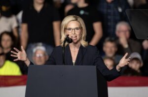 Rep Ashley Hinson leads in Iowa Senate race fundraising