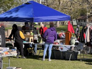 Find deals at Spring Comm Garage Sale in Rock Island 04/25
