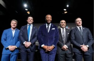 DAVENPORT SCHOOL BOARD MAY RENAME BRADY STREET STADIUM FOR HALL OF FAMER ROGER CRAIG