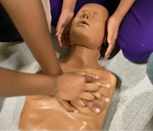 Bill requiring schools to have female CPR manikins passes Illinois legislature
