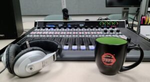Bill enshrines editorial independence for university-licensed public media in Illinois