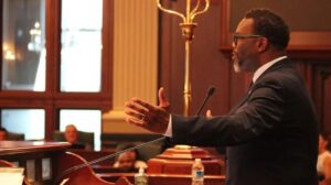 Tax-payers paying $50M+ for Chicago-owned bus station