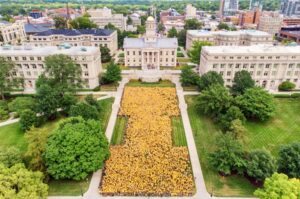 Iowa regents to study grade inflation impact on admissions