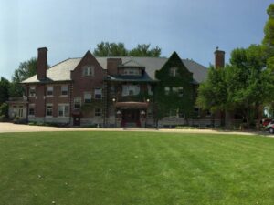 Rivermont Collegiate, Bettendorf, announces new AI-powered learning initiative