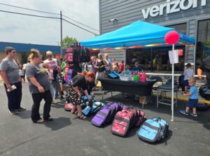 Verizon stores to donate hundreds of backpacks for back-to-school season