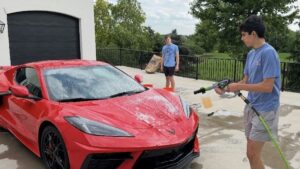 Pleasant Valley students host free car wash fundraiser for St Jude