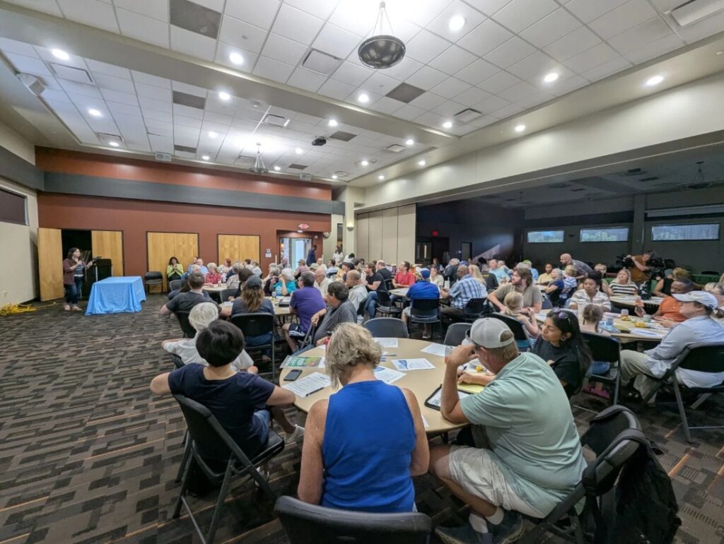 DATA-CENTER ADVOCATES TELLS ROCK ISLANDERS ABOUT DATA CENTERS