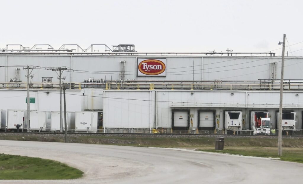 TYSON FOODS CLOSING PLANT IN JOSLIN, IMPERILING WORKERS
