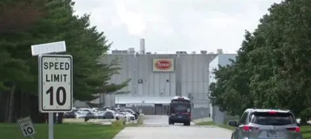 CAN LOCAL INSTITUTIONS ABSORB THE IMPACT OF TYSON FOODS CLOSURE ON WORKERS AND STUDENTS?