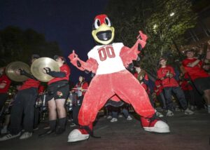 Illinois State U’s College of Education announces alumni award-winners