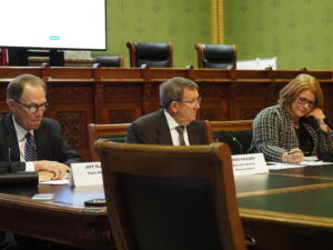State revenues projected to increase as Iowa’s billion-dollar budget deficit remains